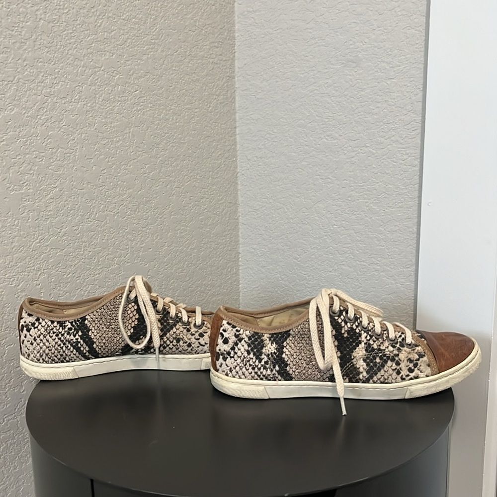 LANVIN Women's Bi-Color Leather Snakeskin Sneaker with Cap Toe, Size 37 (6.5 US) - Picture 7 of 13